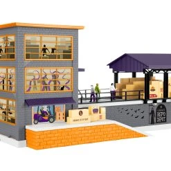 Lionel 2229220 O Gauge Grim's Repo Depot Transfer Station (Plug-Expand-Play)